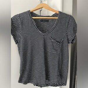 Abercrombie and fitch strip tee